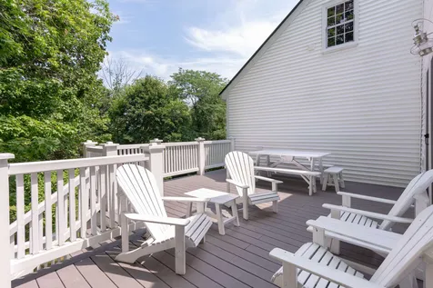 109 North Main Street Wolfeboro NH 03894