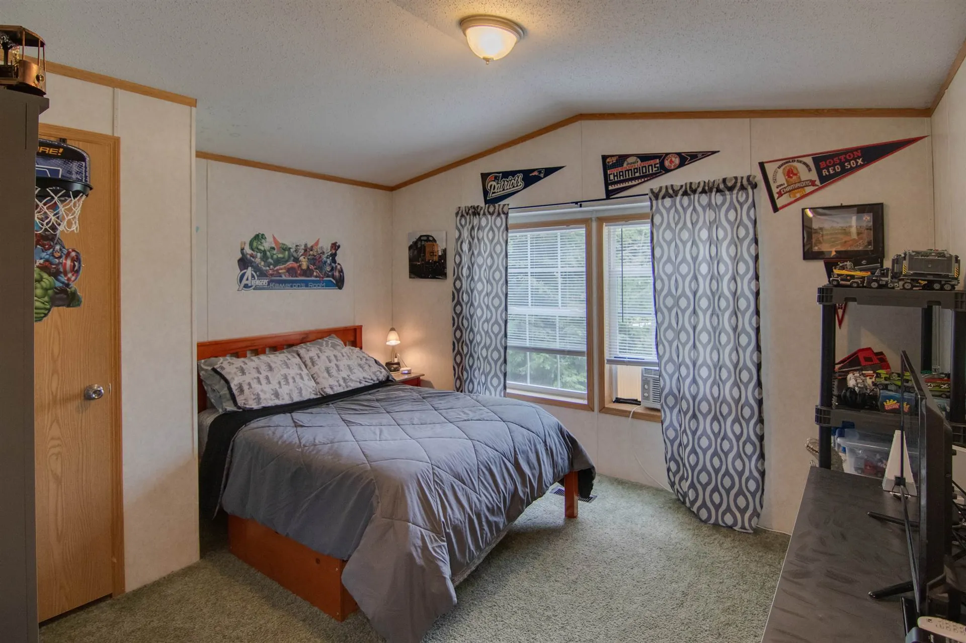57 Pioneer Road Bath NH 03740