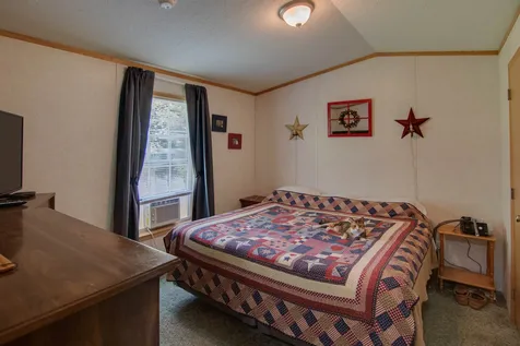 57 Pioneer Road Bath NH 03740