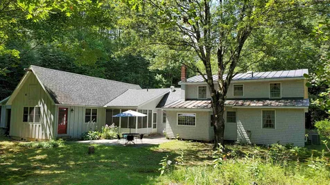 27 Grimes Hill Road Newfane VT 05345