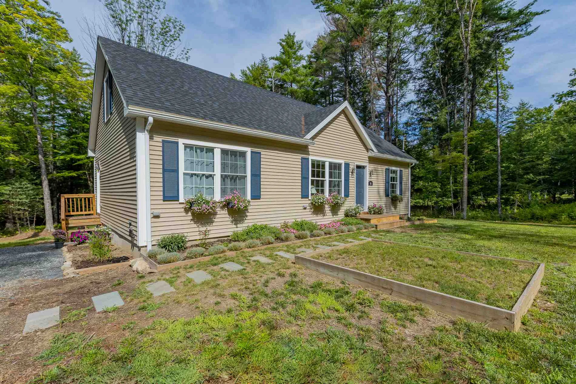 96 Kluge Road Enfield NH 03748