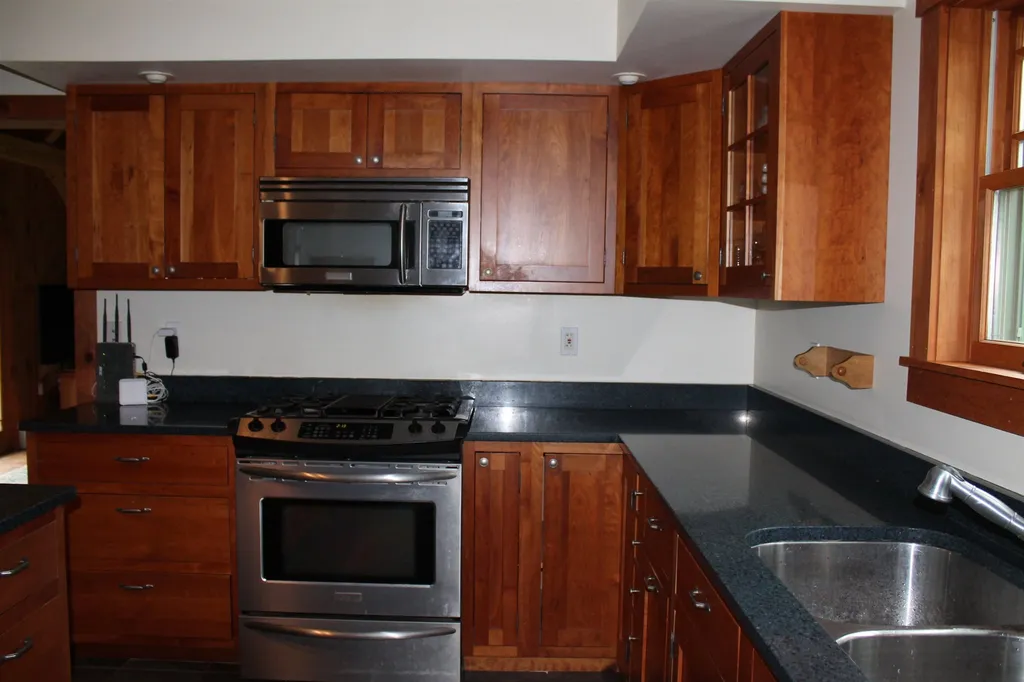 2534 Dowingsville Road Lincoln VT 05443