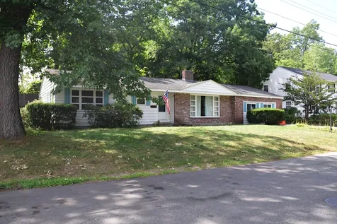 6 Birchwood Drive Nashua NH 03064