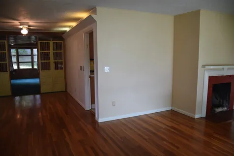 6 Birchwood Drive Nashua NH 03064