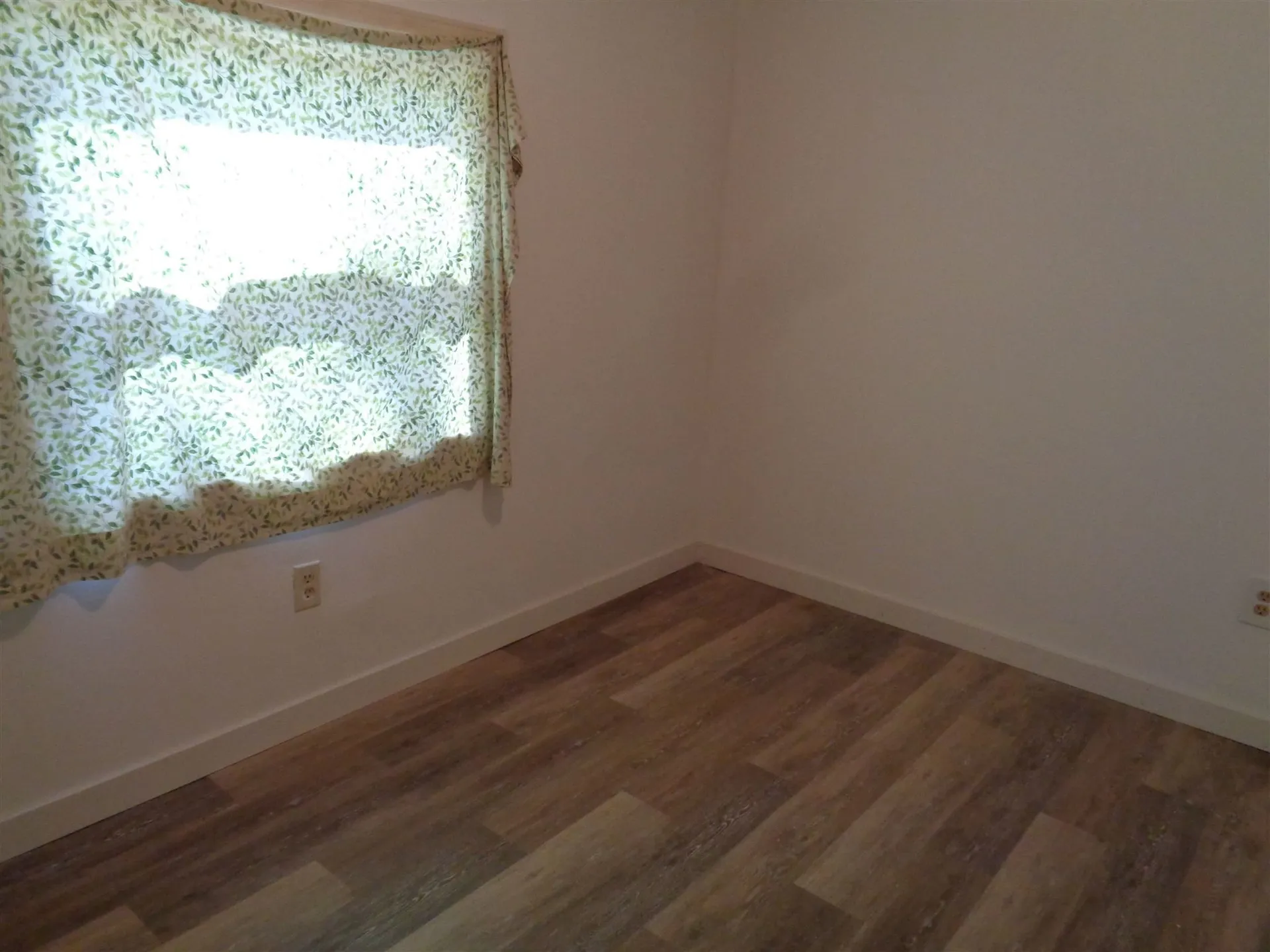 4 Robyn Court Litchfield NH 03052