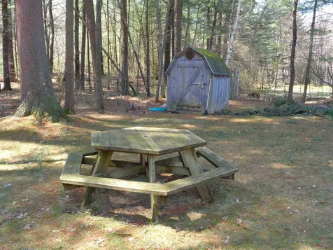 4 Robyn Court Litchfield NH 03052
