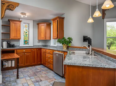 9 Scarlett Lane Rollinsford NH 03869
