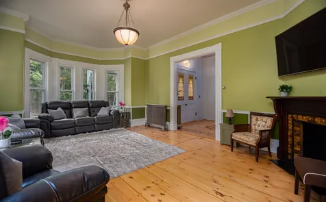 9 Scarlett Lane Rollinsford NH 03869