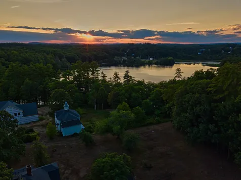 9 Scarlett Lane Rollinsford NH 03869