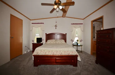 2 Bree Lane Hampstead NH 03841