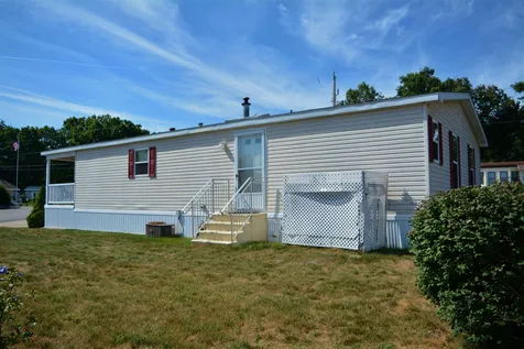 2 Bree Lane Hampstead NH 03841