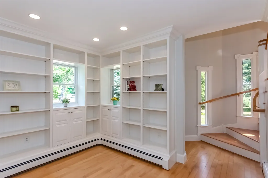 222 Post Road North Hampton NH 03862