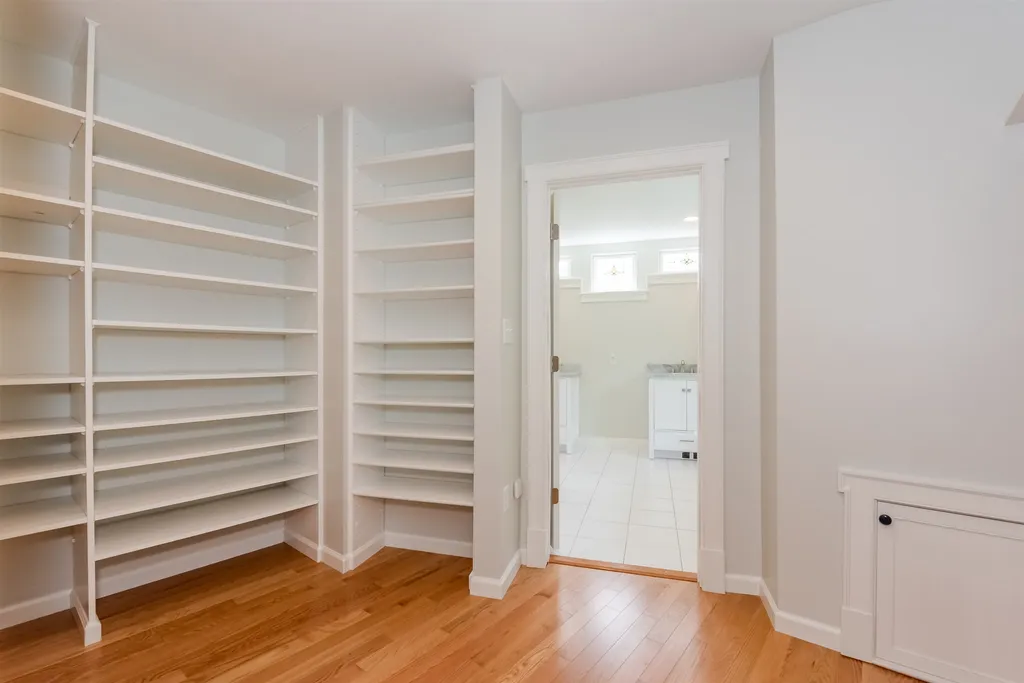 222 Post Road North Hampton NH 03862