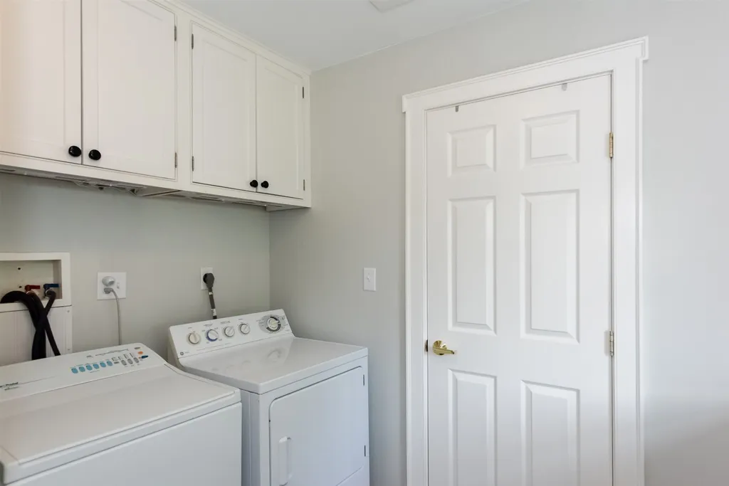 222 Post Road North Hampton NH 03862
