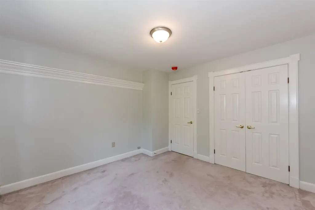 222 Post Road North Hampton NH 03862