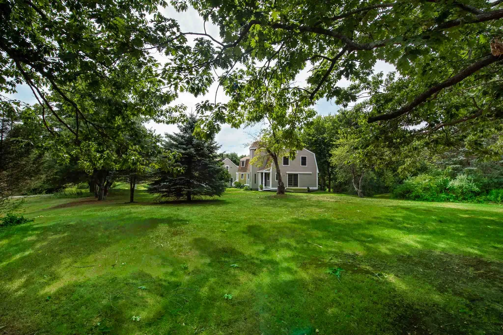 222 Post Road North Hampton NH 03862