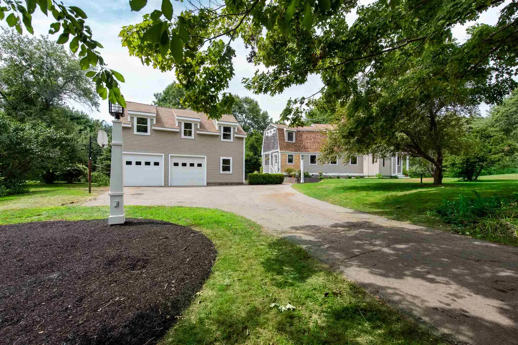 222 Post Road North Hampton NH 03862