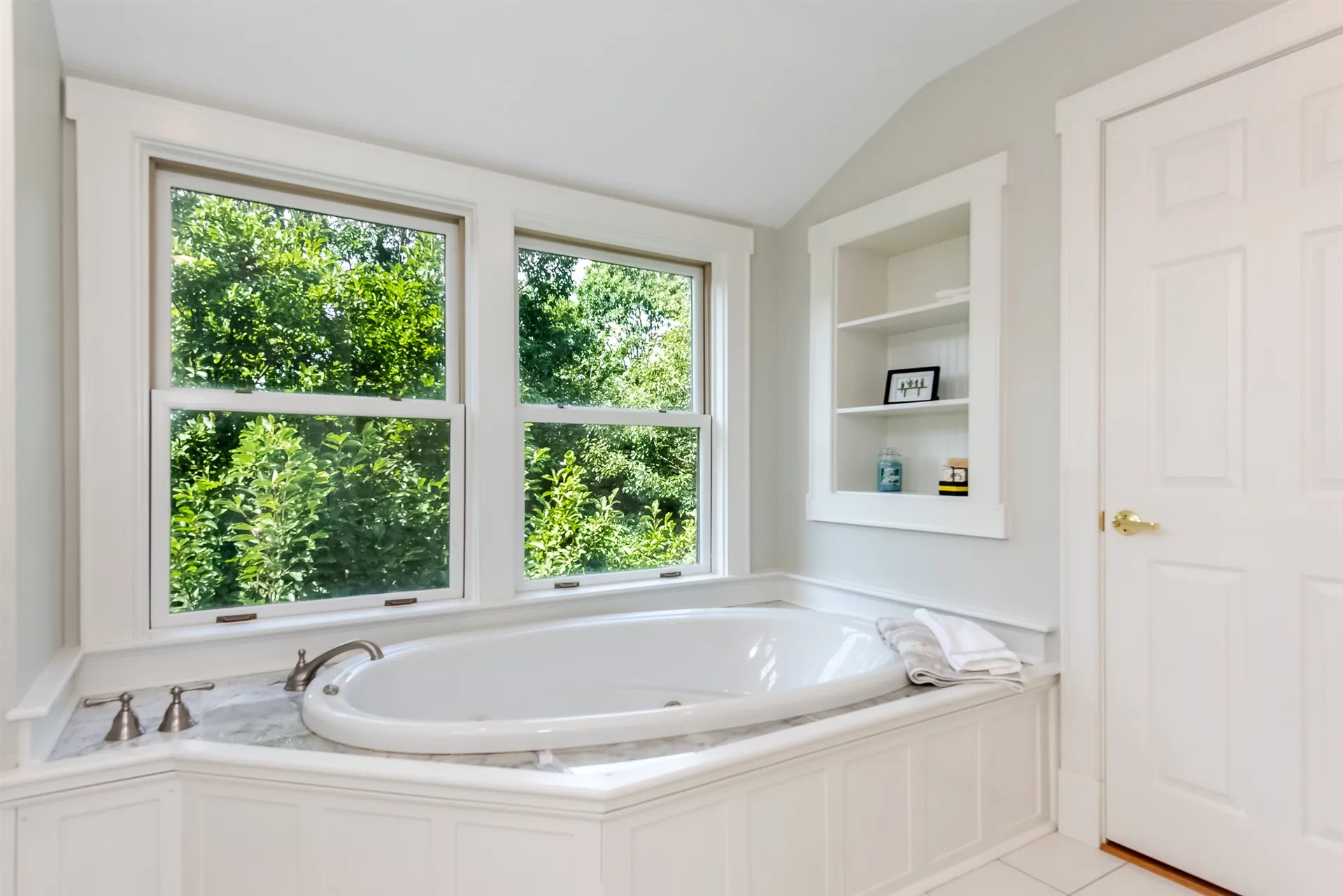 222 Post Road North Hampton NH 03862