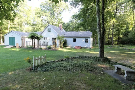 6 Brookhaven Road Kingston NH 03848