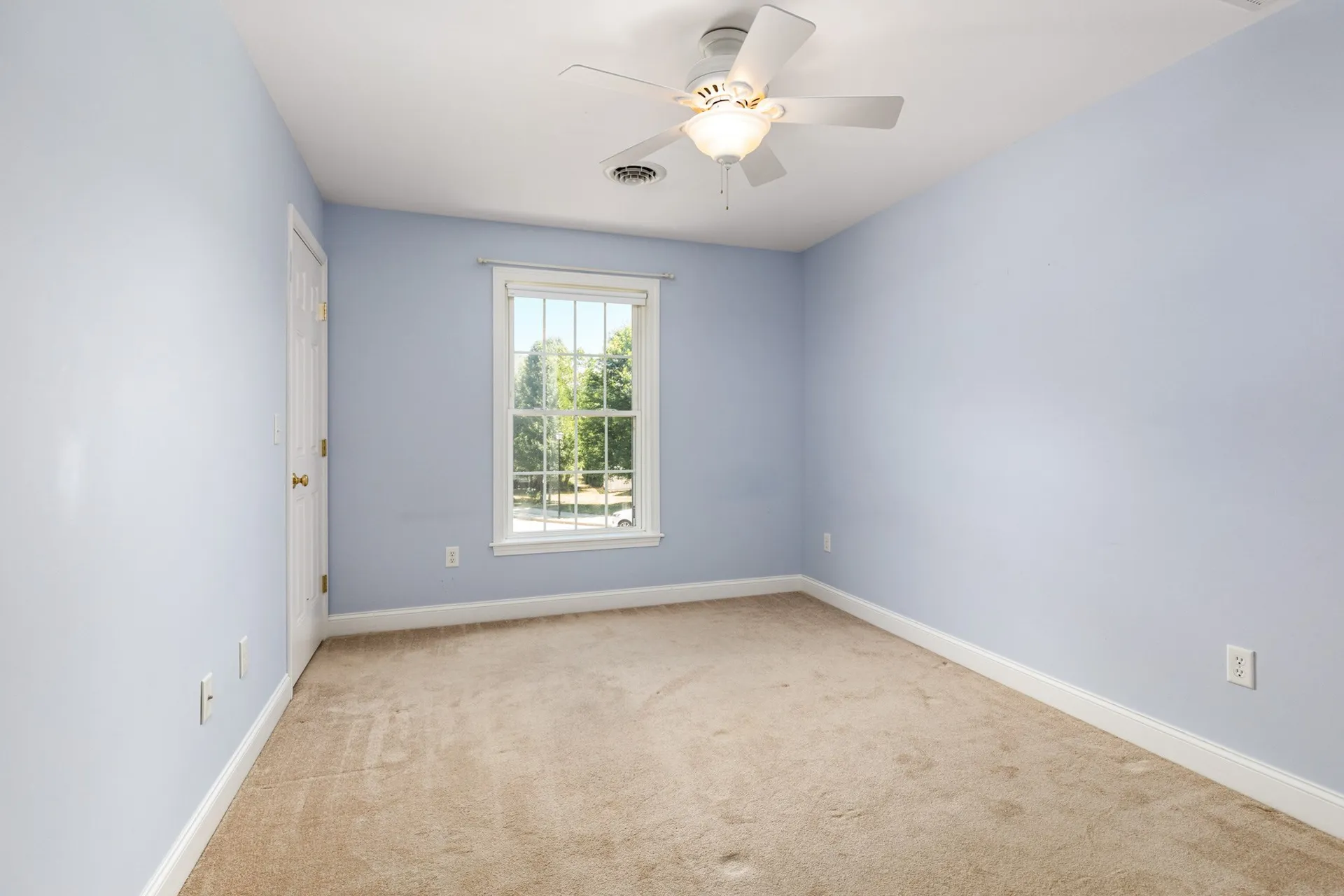 12 Rebekah Lane Rochester NH 03839