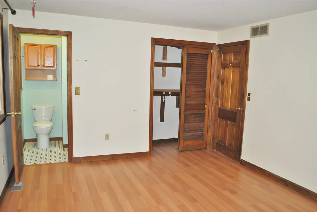 27 Hampton Drive Nashua NH 03063
