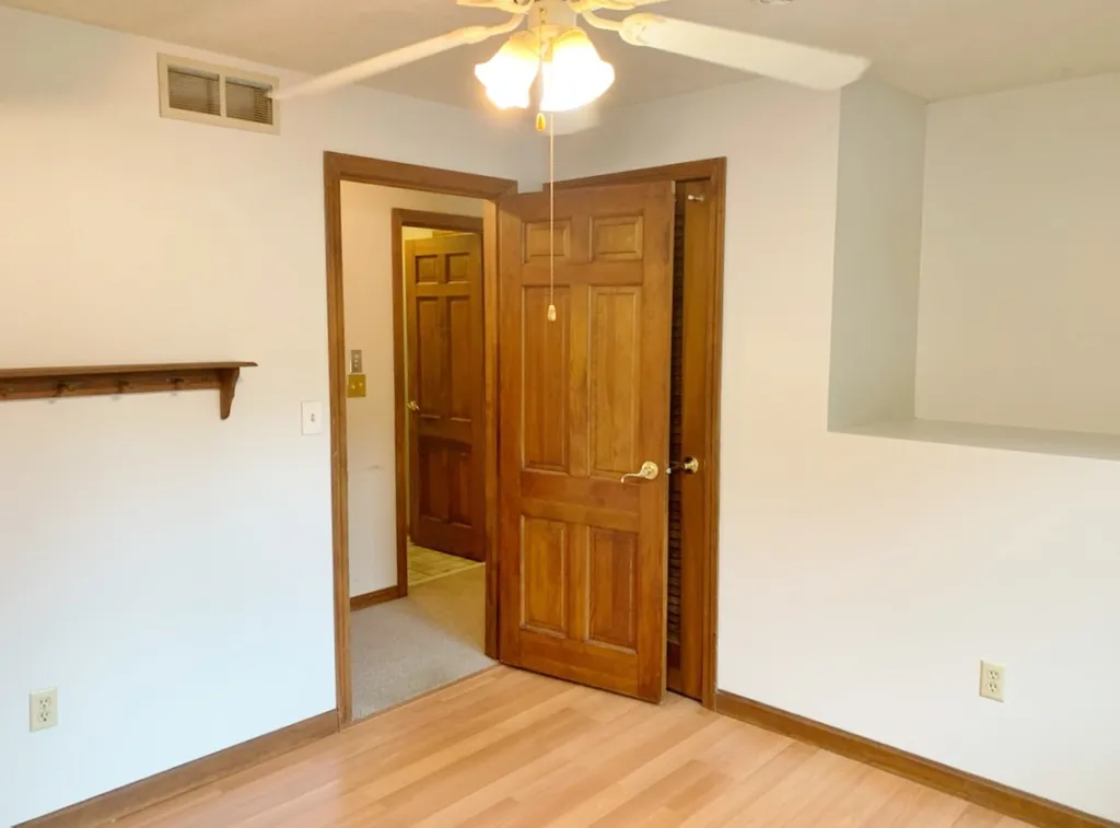 27 Hampton Drive Nashua NH 03063