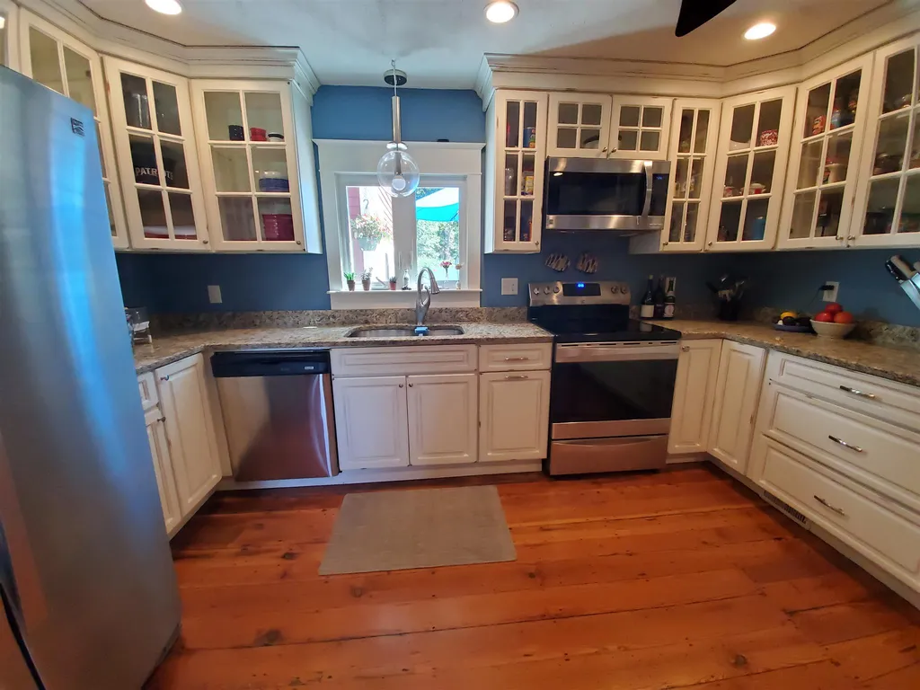 67 South Cross Road Haverhill MA 01835