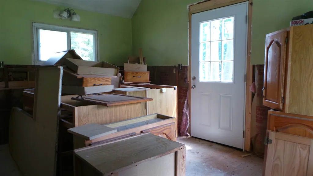 15 Robinswood Way Gilmanton NH 03237