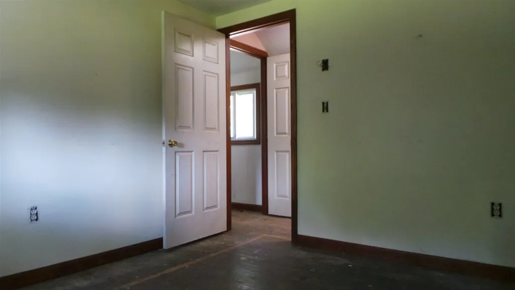 15 Robinswood Way Gilmanton NH 03237