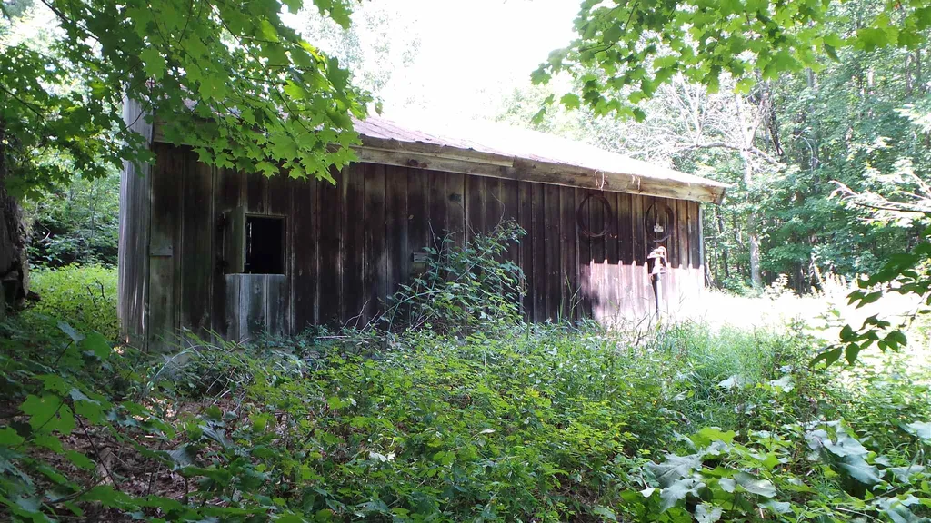 15 Robinswood Way Gilmanton NH 03237