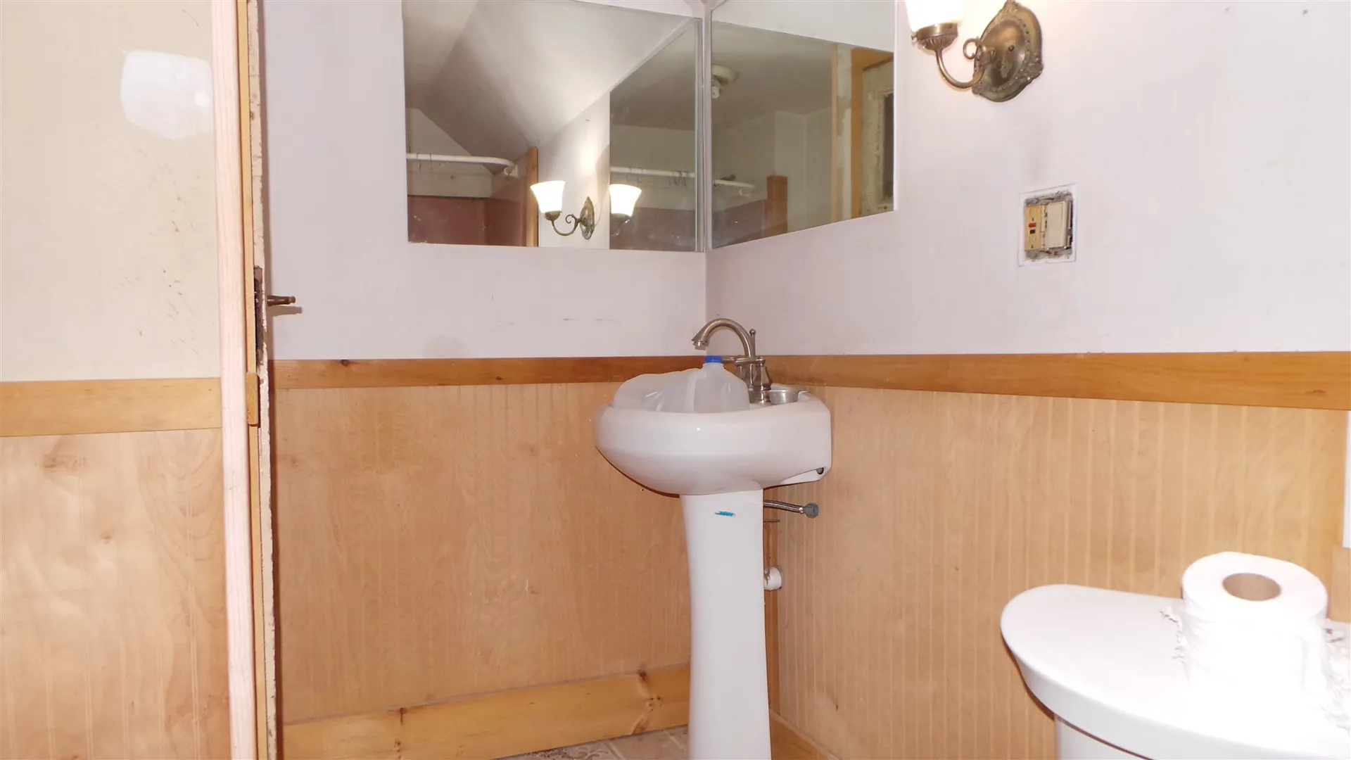 15 Robinswood Way Gilmanton NH 03237