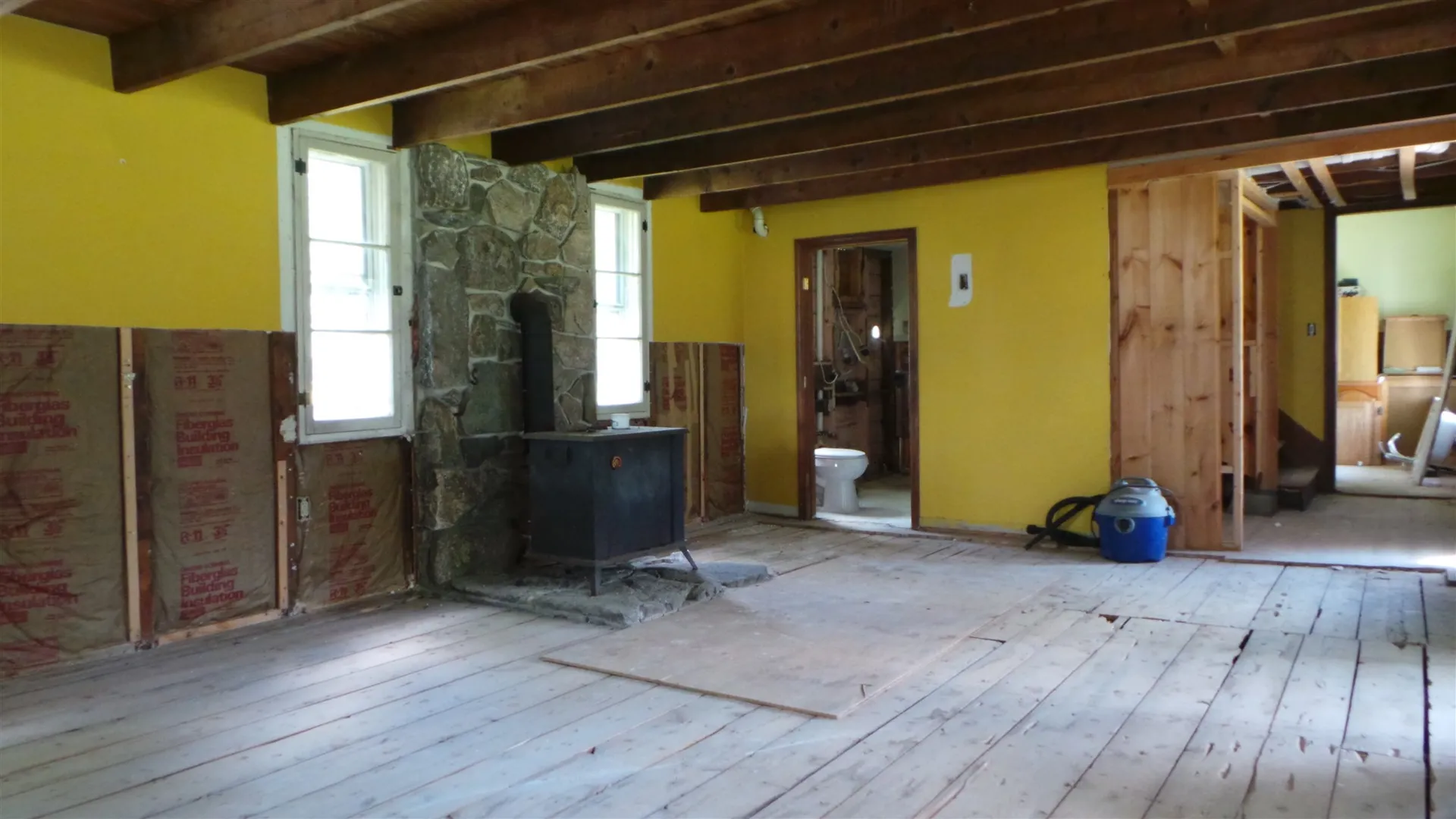 15 Robinswood Way Gilmanton NH 03237
