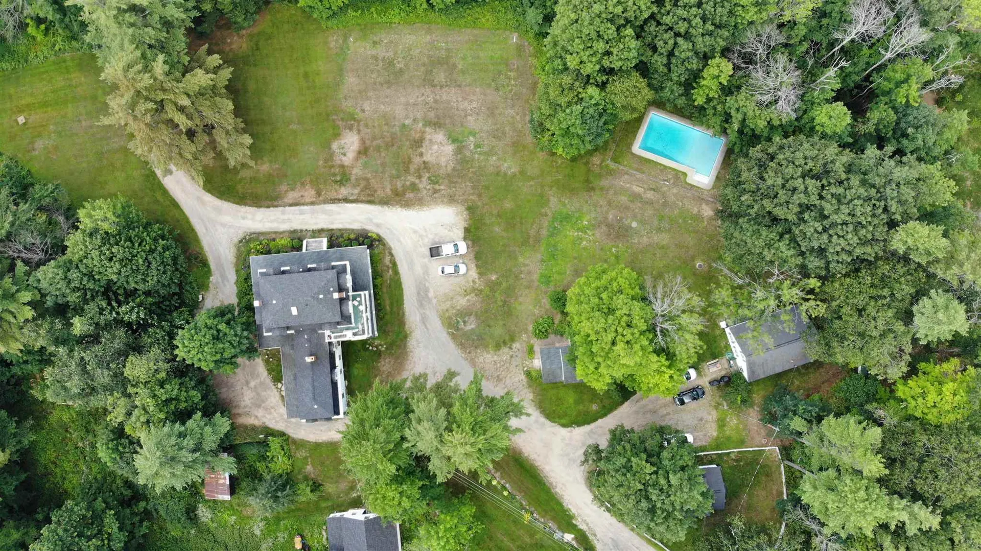 15 Robinswood Way Gilmanton NH 03237