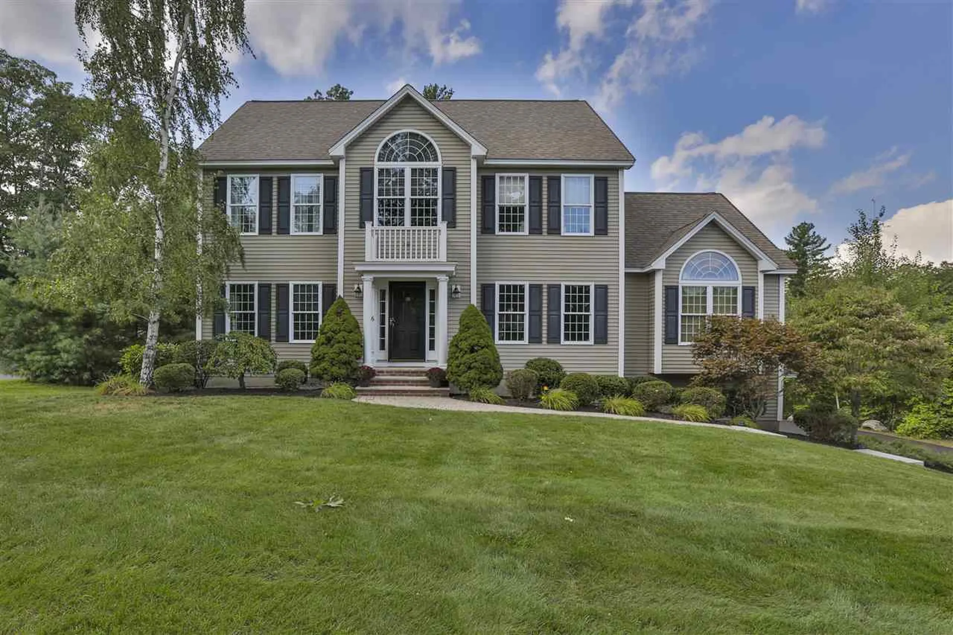 46 Mitchell Pond Road Windham NH 03087