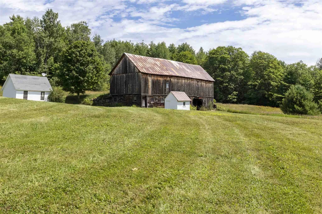 2039 Randall Road Woodstock VT 05091