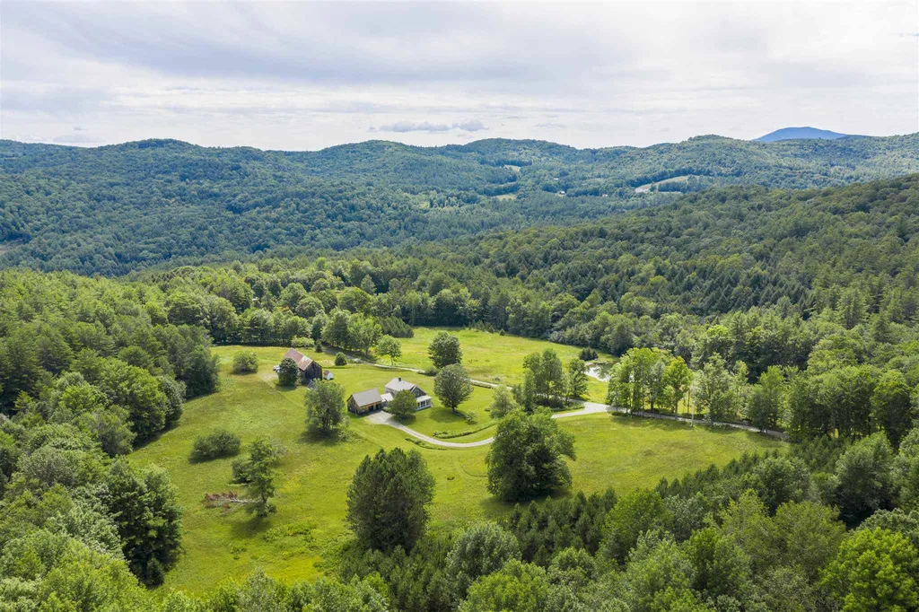 2039 Randall Road Woodstock VT 05091