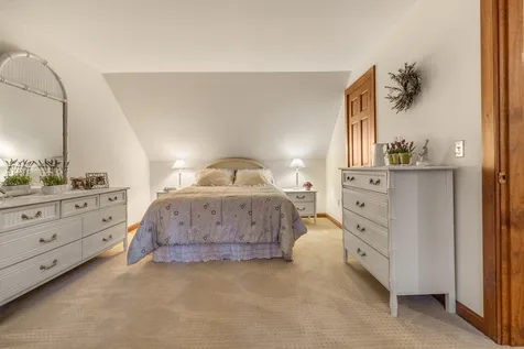113 Temple Road Sharon NH 03458