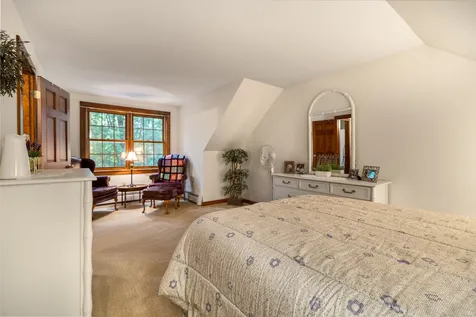 113 Temple Road Sharon NH 03458