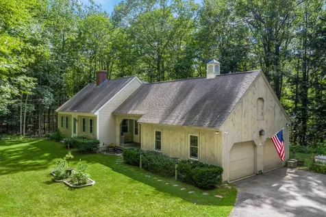 113 Temple Road Sharon NH 03458