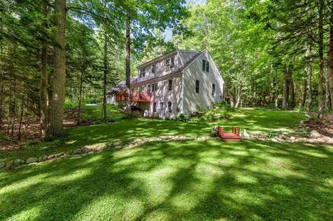 113 Temple Road Sharon NH 03458
