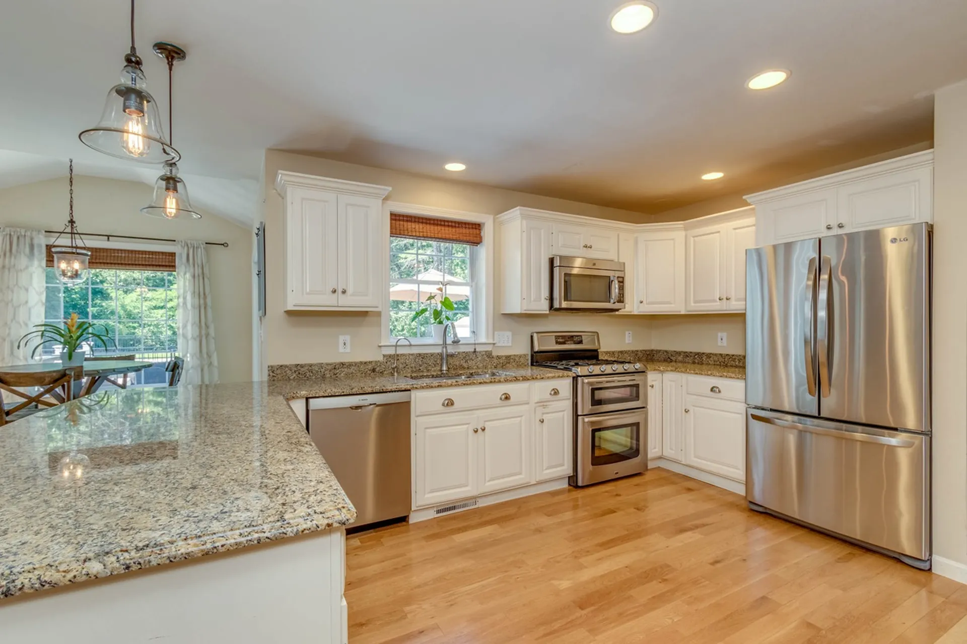 10 Springfield Circle Merrimack NH 03054