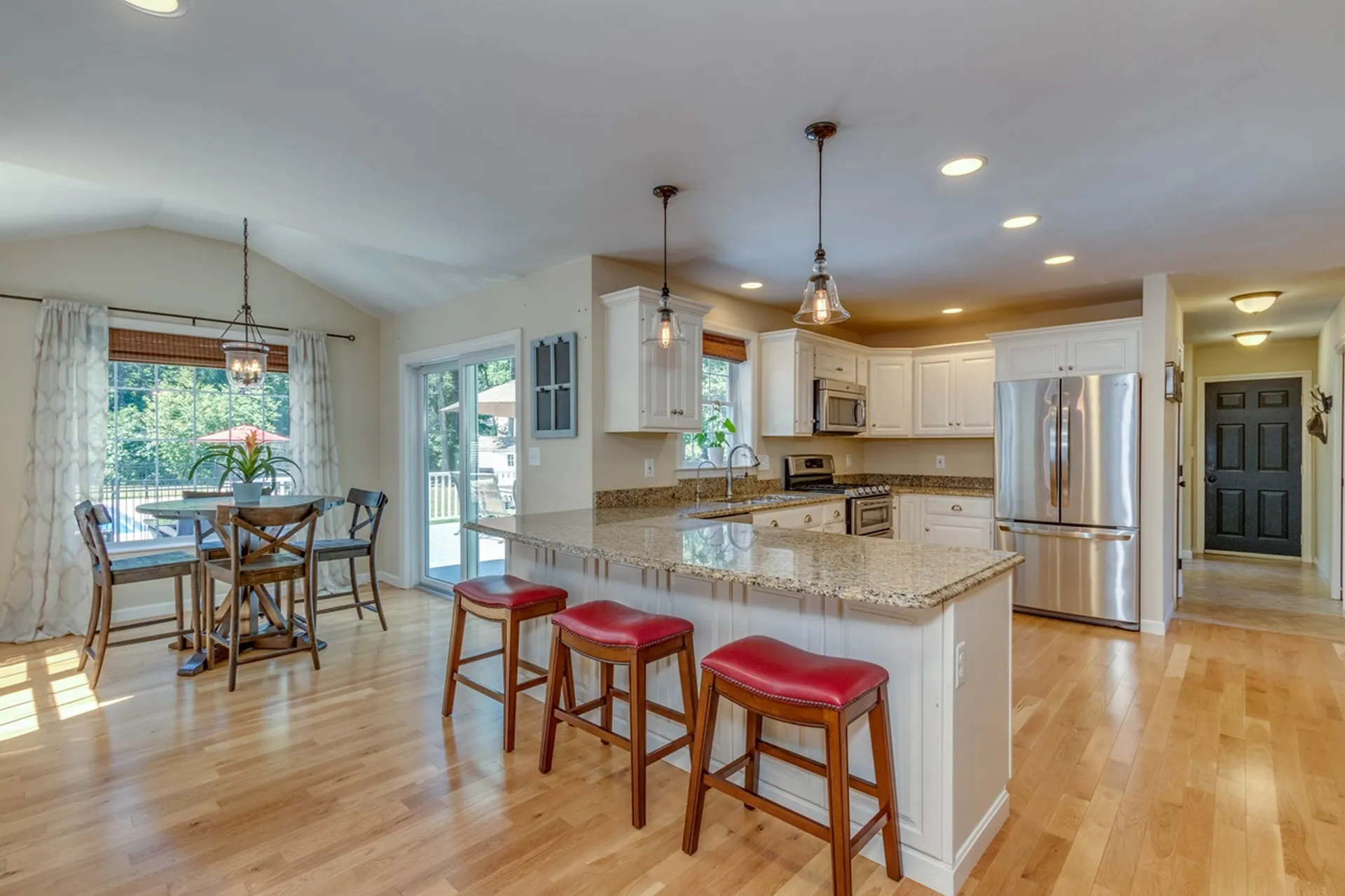 10 Springfield Circle Merrimack NH 03054