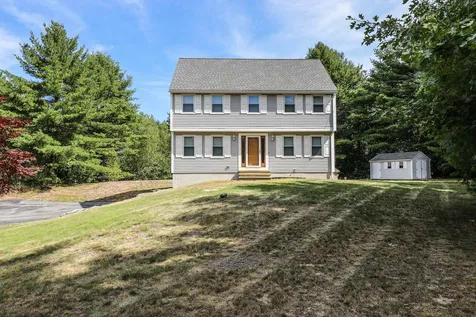 96 Tallant Road Pelham NH 03076