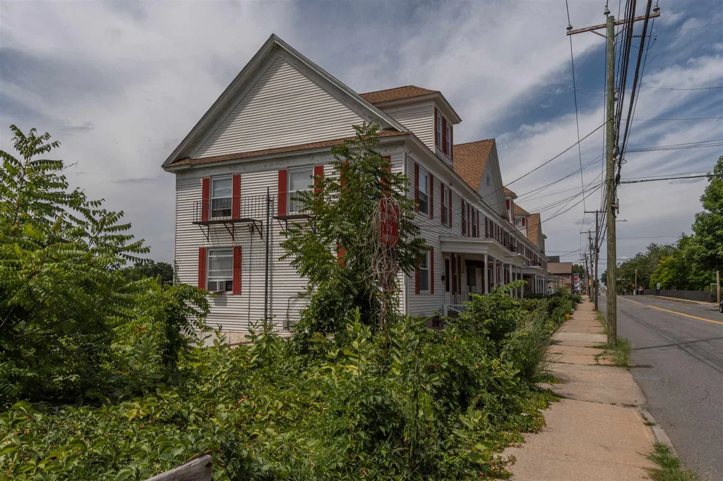 82-92 Amherst Street Nashua NH 03064
