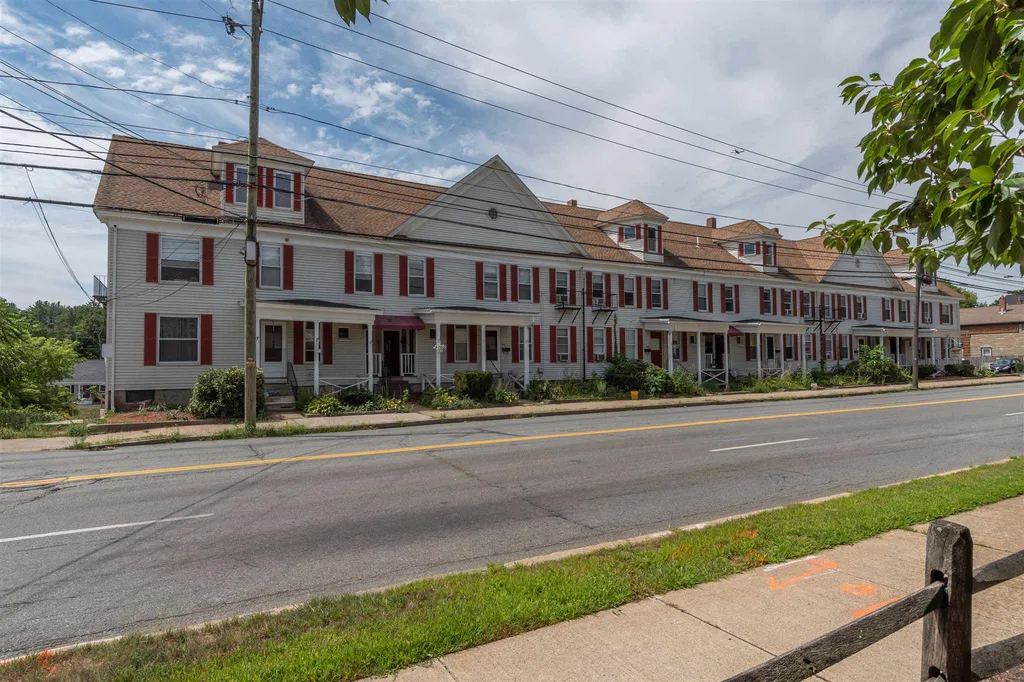 82-92 Amherst Street Nashua NH 03064