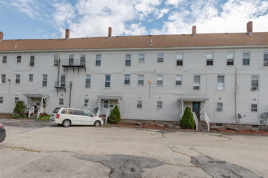 82-92 Amherst Street Nashua NH 03064