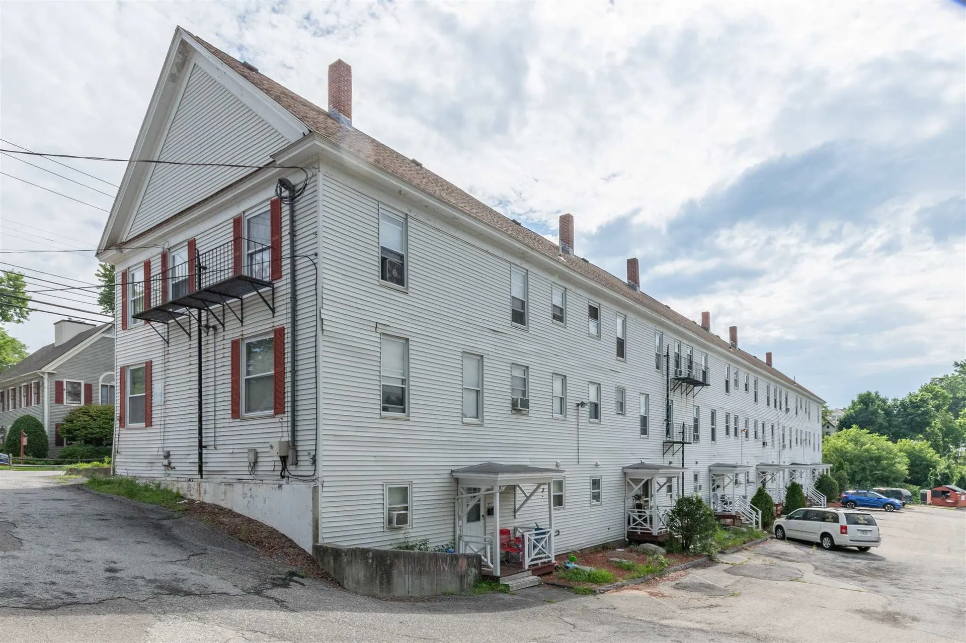 82-92 Amherst Street Nashua NH 03064
