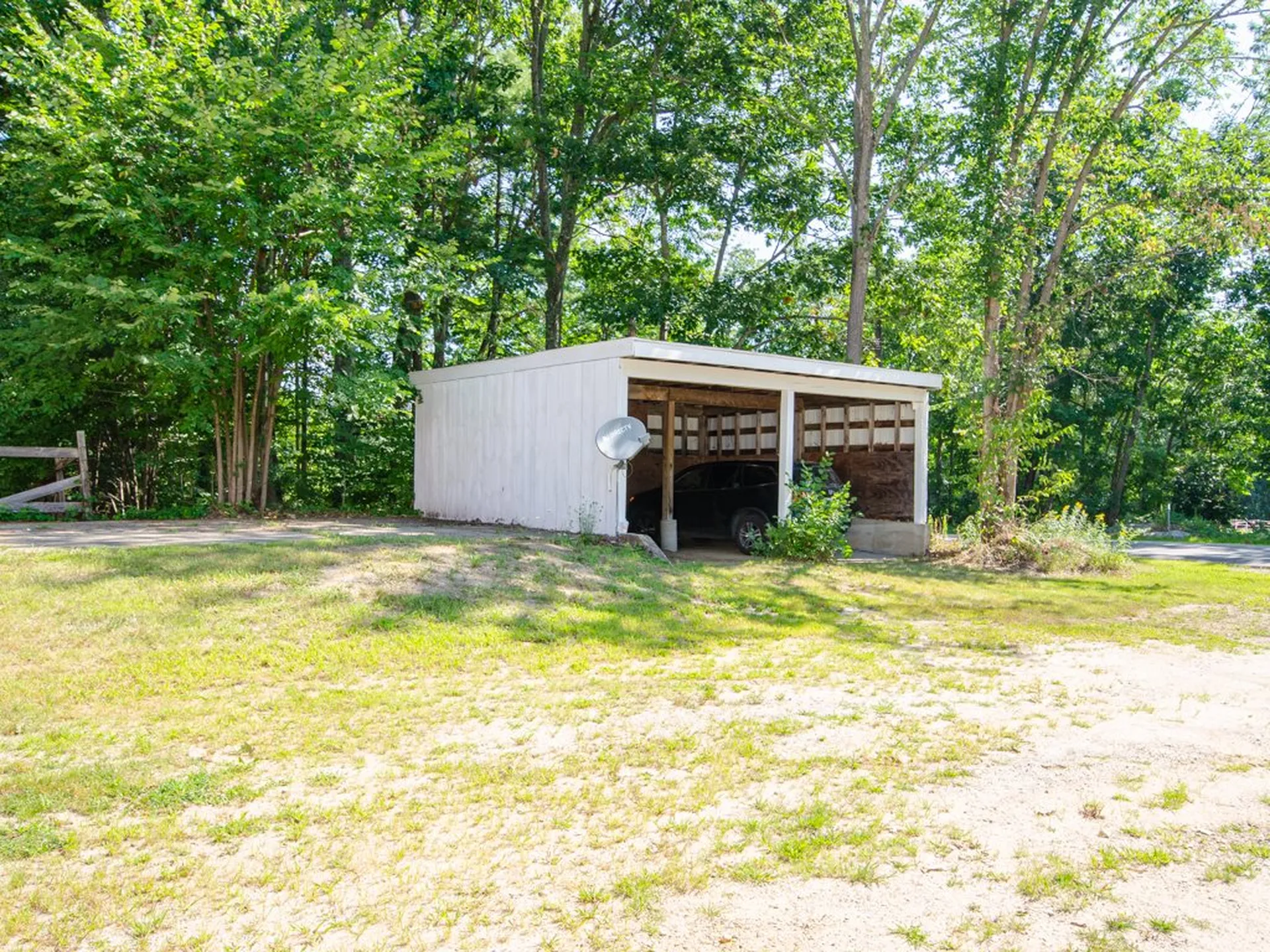 65 Stage Road Deerfield NH 03037