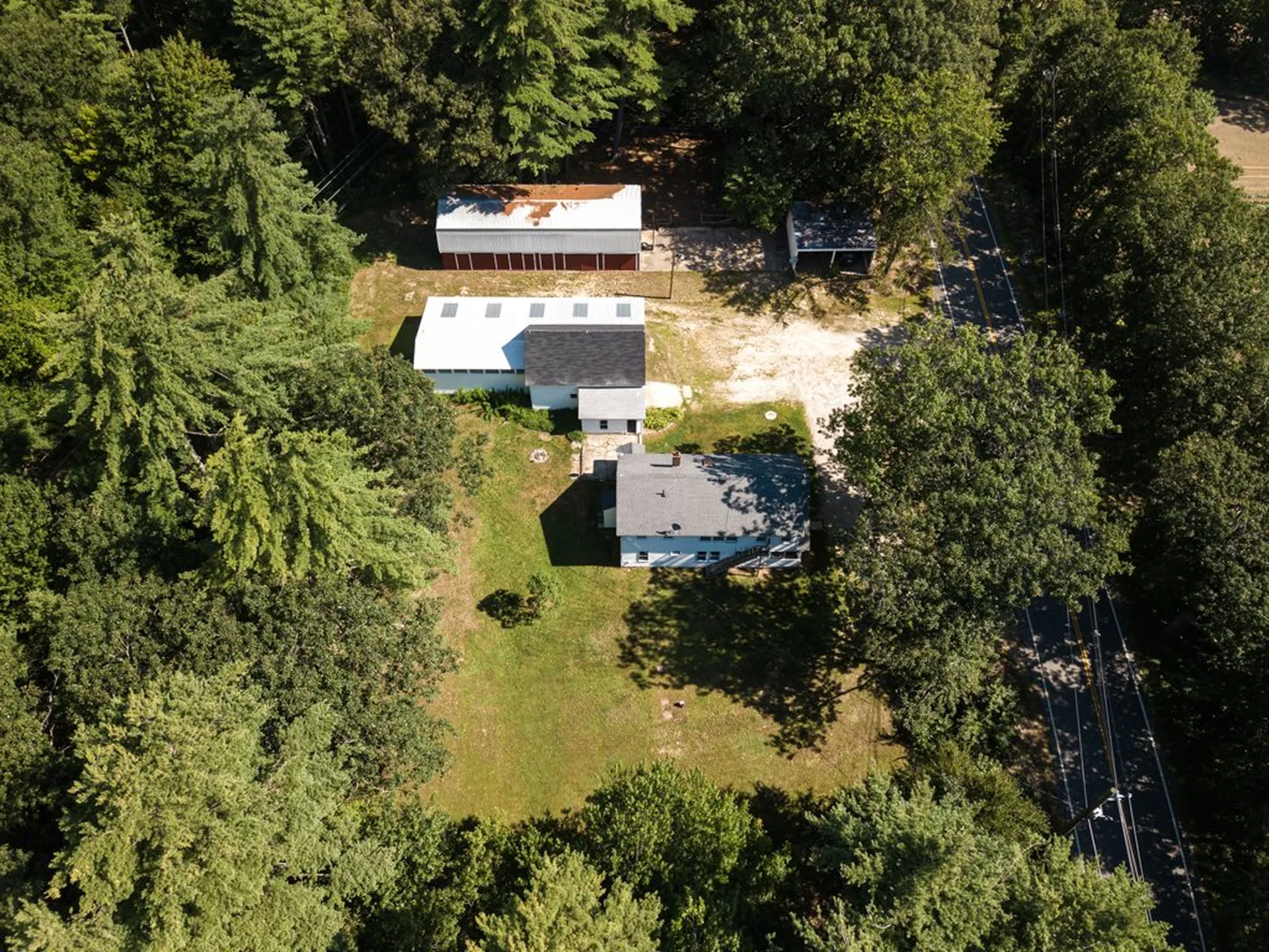 65 Stage Road Deerfield NH 03037