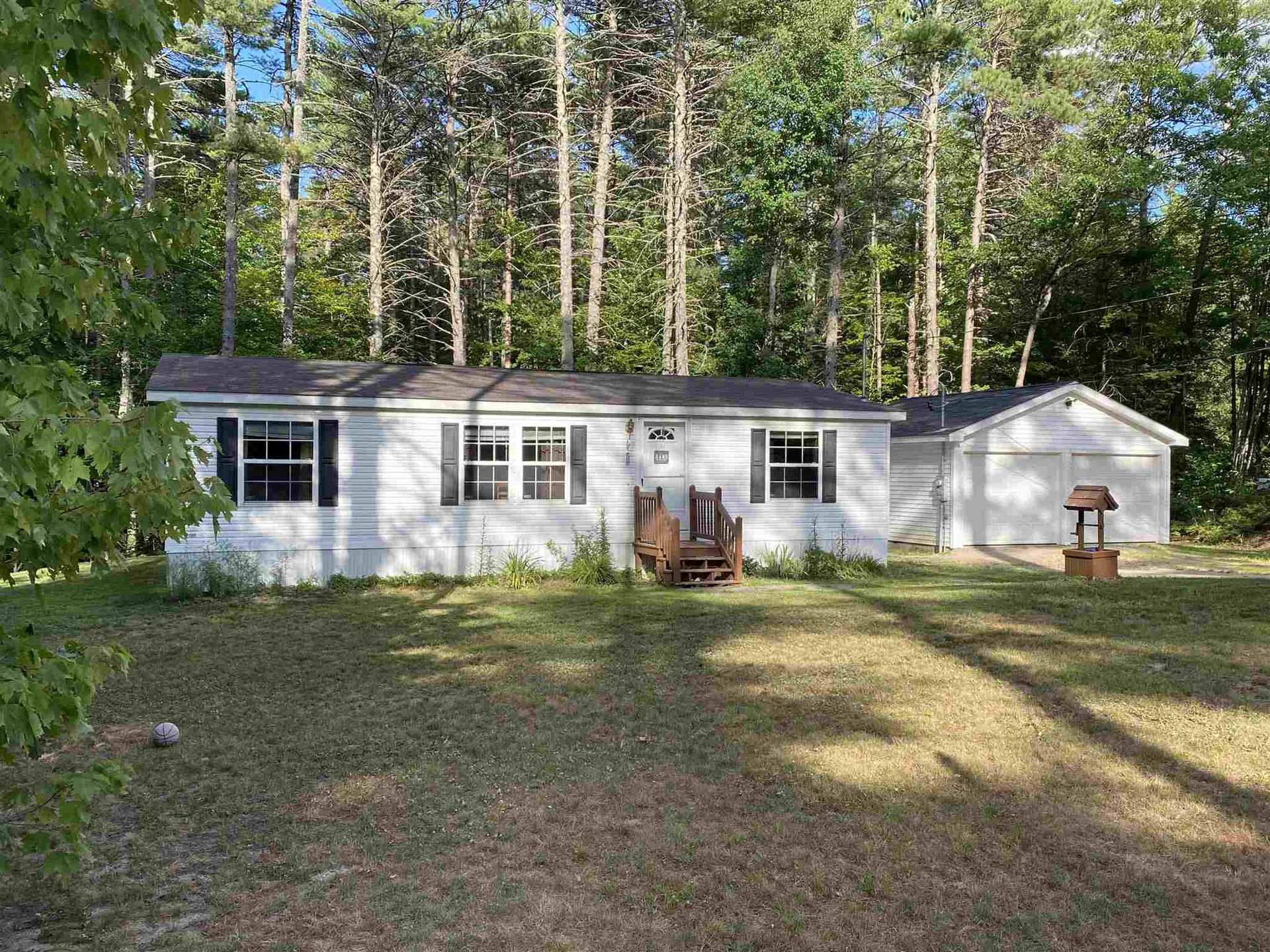100 Effingham Road Ossipee NH 03864